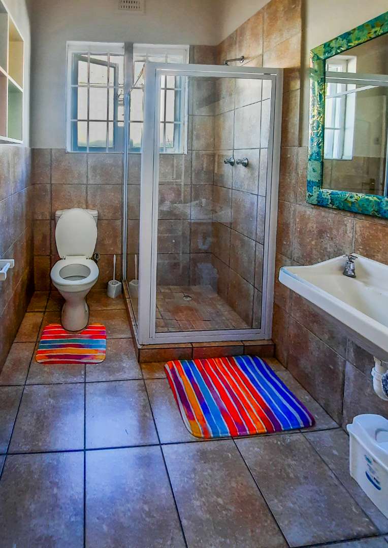 6 Bedroom Property for Sale in Mowbray Western Cape